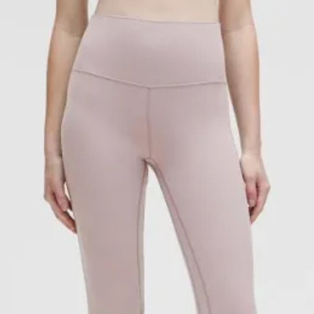NWT TNA Butter Leggings